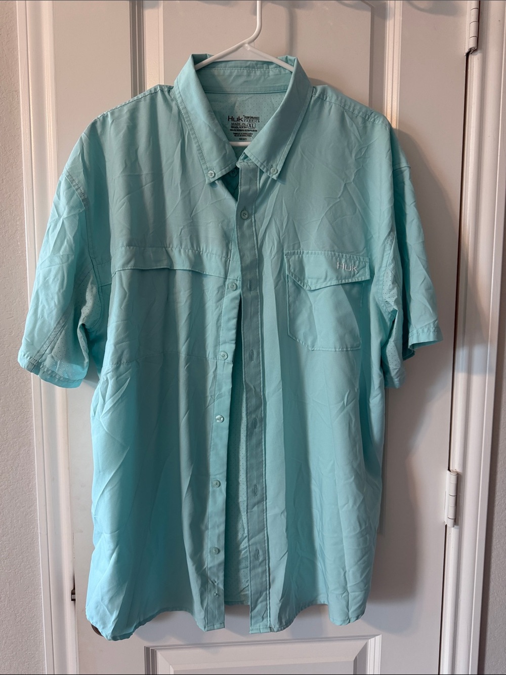 Huk Men’s Short Sleeve Button-Up Shirt in Ice Blue